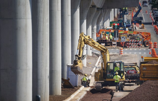 HART Guideway waipahu construction Sugar Mill Farrington Hwy1