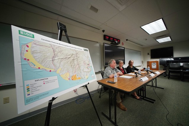 Dept of Health Steven Anthony during Dept of Health, Dept of Health Dr Virginia Pressler and right, Dept of Health presser Fenix Grange . Acting Program Mgr. Hazard Evaluation and Emergency Response Office during DOH presser. 14 dec 2016