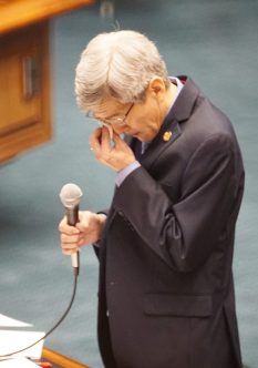 Aid In Dying Bill Clears Senate Despite Emotional Appeal