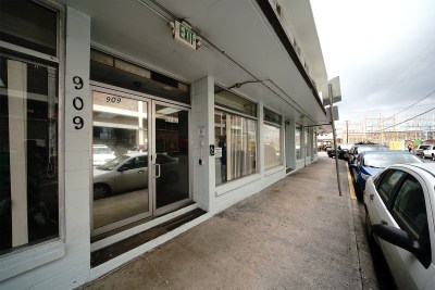Mysteries Surround Pay For Top Staffers At Prominent Honolulu Rehab