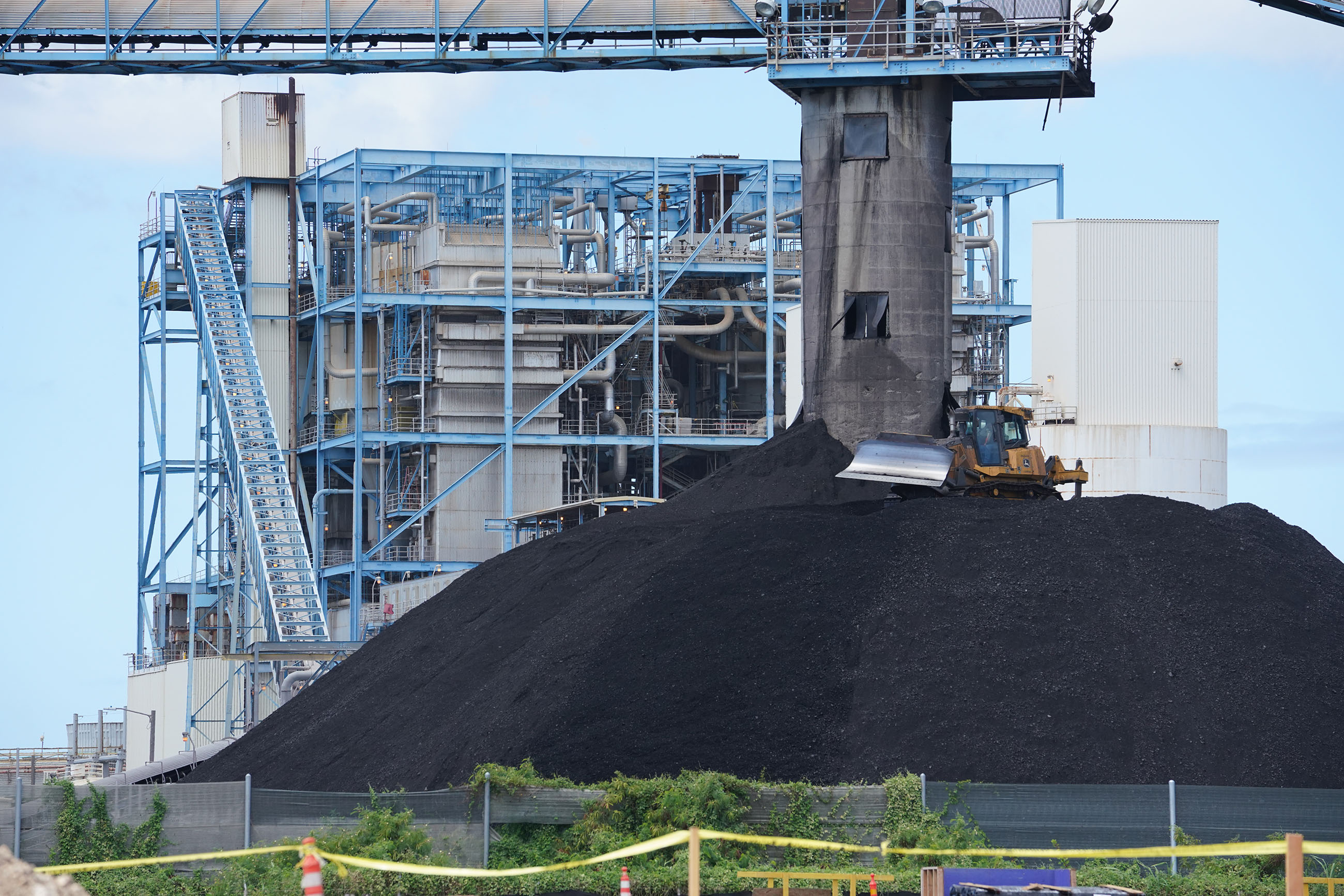 AES Hawaii Power plant coal burning electric powerplant located in Kaleloa. Campbell industrial park.