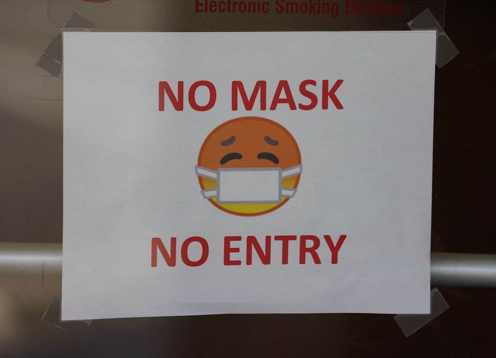 Department of Health building sign ‘No Mask no entry’ during  Coronavirus pandemic. May 5, 2020