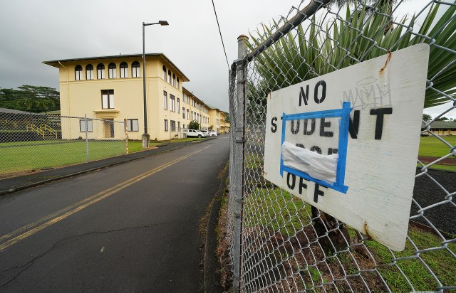 Hilo High School sign reads ‘No Student Off’ during a COVID-19 pandemic. September 24, 2020