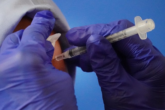 Dose #1 of Pfizer-BioNTech COVID-19 vaccine in syringe during press event held at Queen's Medical Center as 5 front line medical members volunteered to get the vaccine. December 15, 2020