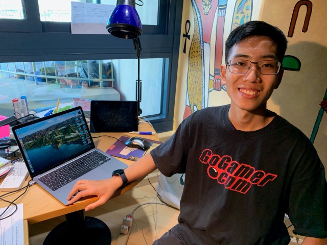 Yanhang Ian Zhang, Roosevelt High, school, classroom, distance learning, return to school