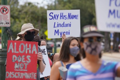 ‘Stop Murders by Police!’ demonstration at the intersecton of Kapahulu and Kalakaua Avenue in Waikiki.