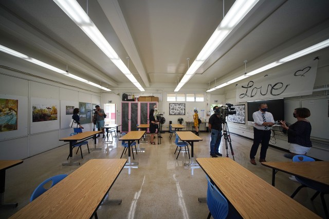 Prince David Kawananakoa Middle School 6th grade teacher Corrie Izumoto’s classroom with physically distanced desks.