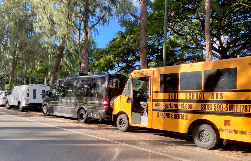 bus denby unpermitted commercial uses Kapiolani Park