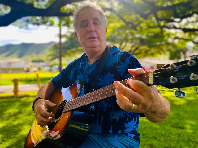 Murti Hower, Fender