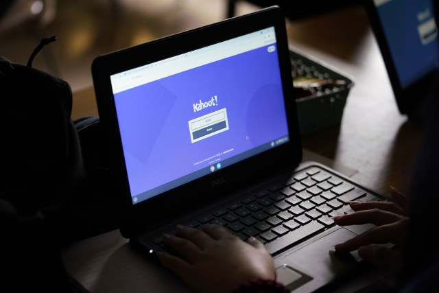 Kea'au High School student uses Kahoot on their laptop computer during a quiz.