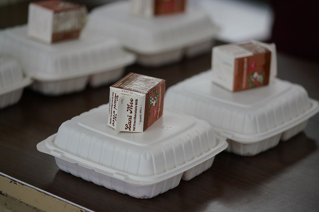 Waimea Middle School cafeteria food lunch.
