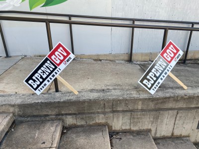 Campaign signs for BJ Penn at the GOP rally.