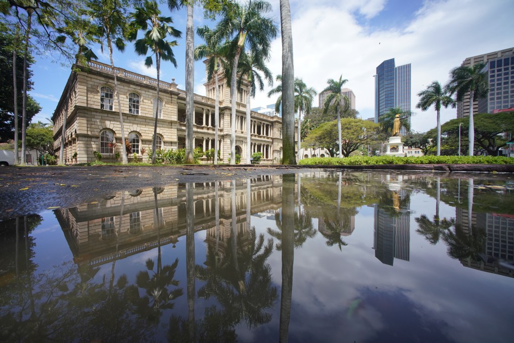 Aliiolani Hale. Hawaii State Supreme Court Building.