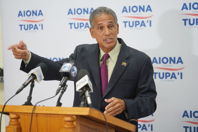 Republican Gubernatorial candidate Duke Aiona speaks during a press conference sharing their plans for housing solutions.