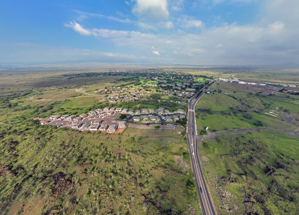 Dryland forest surrounds Waikoloa on the Big Island. (Nathan Eagle/Civil Beat/2023)