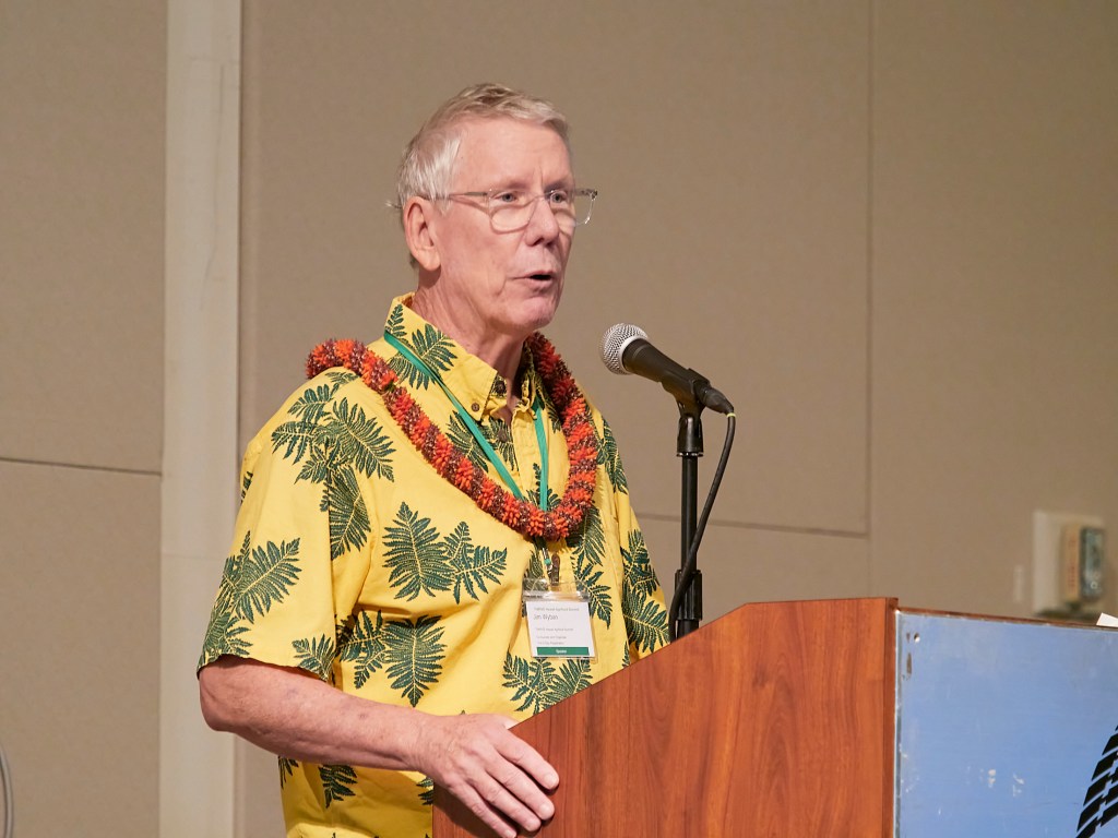 Jim Wyban, Thrive Hawaii Agrifood Summit's Cofounder and organizer welcomes guests into the second day of meetings