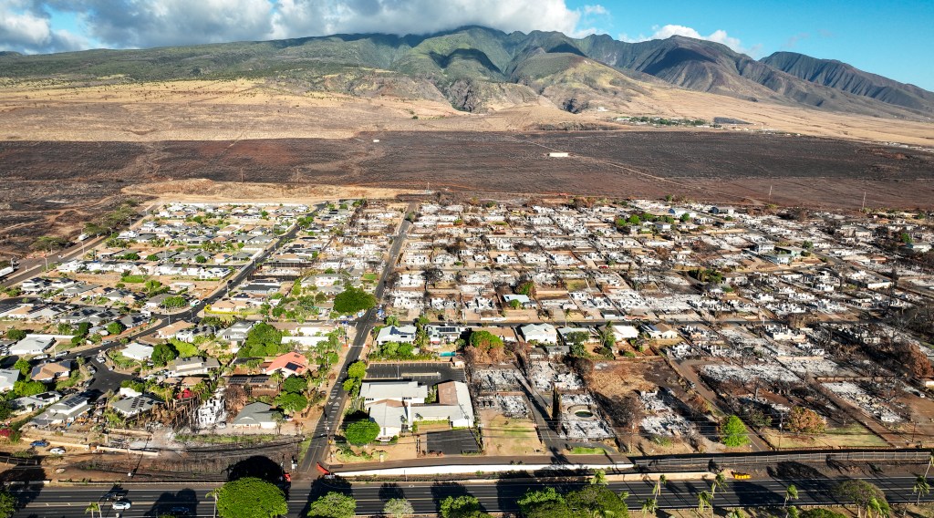Under a phased reentry plan, residents along Kaniau Road, straight street running perpendicular to Honoapiilani Highway, were allowed to return starting Sept. 25, 2023. (Nathan Eagle/Civil Beat/2023)