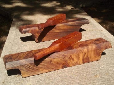 Hanakehau Learning Farm wood carving kata-making