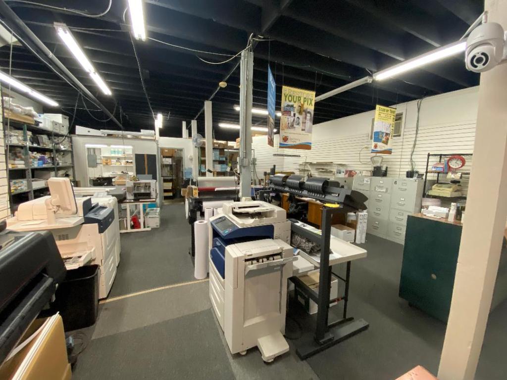 Island Printing and Imaging, before the fire