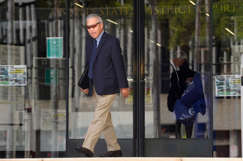 Keith Kaneshiro leaves the Prince Jonah Kuhio Kalanianaole Federal Building courthouse Tuesday, Feb. 6, 2024, in Honolulu. Kaneshiro is charged in a corruption scandal. (Kevin Fujii/Civil Beat/2024)