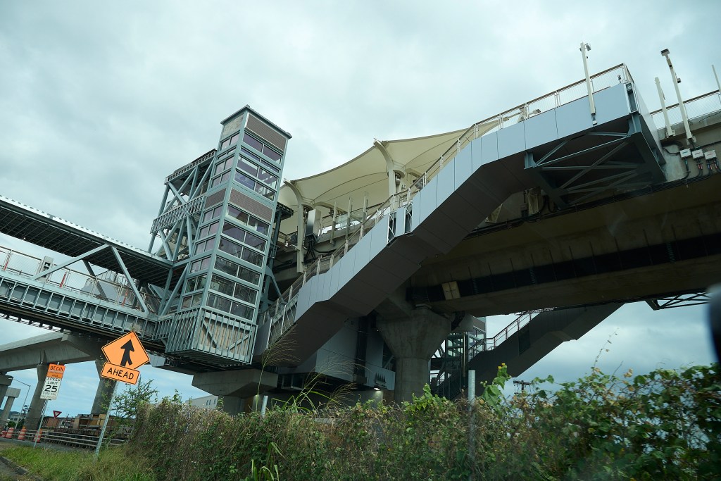 A View of the HART Rail project progress at the Middle Street location This location is one of the locations that should have been completed by February 2024 but still shows signs of needing more work before it is completed. (David Croxford/Civil Beat/2024)
