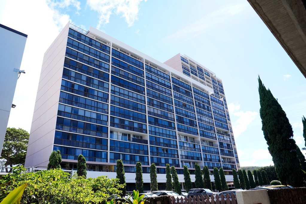 Kahala Towers will undergo an asbestos abatement to install fire sprinklers photographed Monday, July 29, 2024, in Honolulu. (Kevin Fujii/Civil Beat/2024)