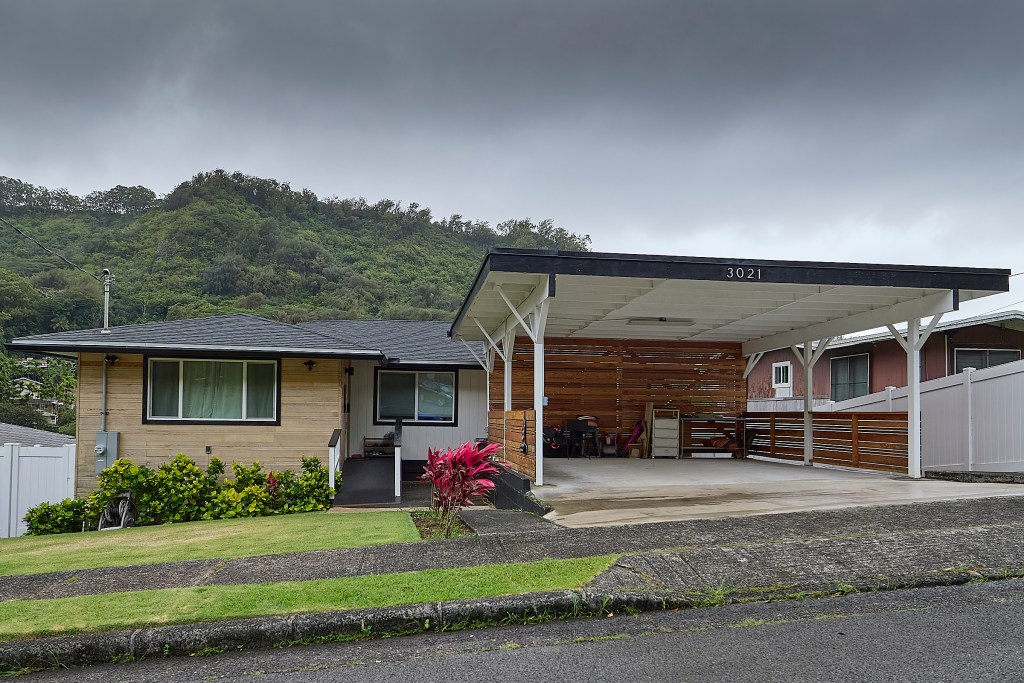 Homes from Season 1 of Renovation Aloha 3021 Holua Way (David Croxford/Civil Beat/2024)