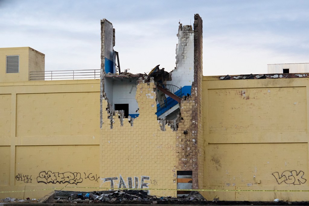 The damaged building at 3129 Uelena Street following a Kamaka Air plane crash at approx 3:15pm 12.17.24.