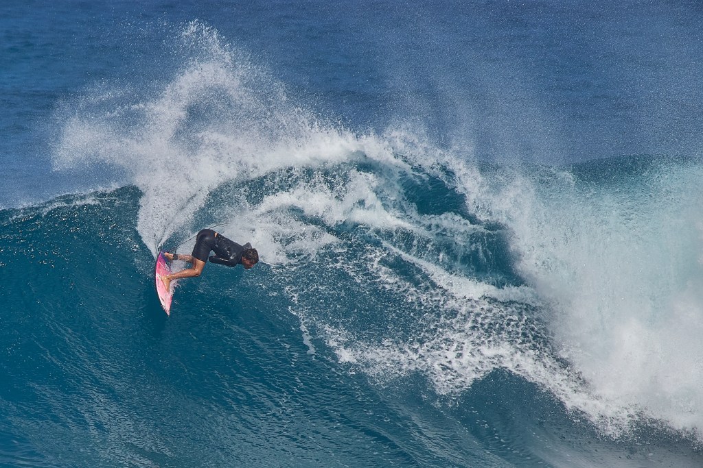 ThursdayÕs North Shore Surf was running in the 6-10ft Hawaiian range and many of the local surfers took advantage of the late season swell to practice their craft. Photographed Thursday February 20th, 2025 (David Croxford/Civil Beat/2025)