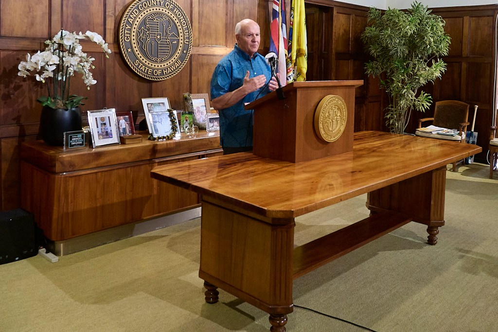 Honolulu Mayor Rick Blangiardi announces the resignation of HPD Chief Artur ÒJoeÓ Logan (David Croxford/Civil Beat/2025)