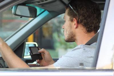 Hawaii Lawmakers May Triple Fines For Speeding, Cell-Phone Use, DUI