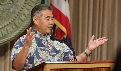 Ige: No Plans to Use National Guard to Reopen Mauna Kea Road