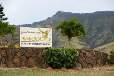 Some Hawaii Schools Ban Cell Phones In Class. Should More Follow?