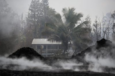 4 Residents Airlifted After Hawaii Lava Flows Isolates More Homes