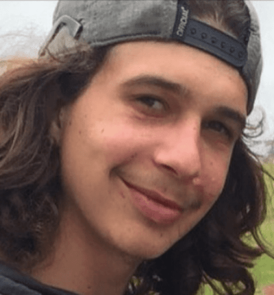 Bad Blood Between Crime Boss And His Son’s Friend Started Over Stolen Watch, Plea Says