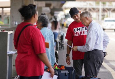 United Airlines Resists Honolulu Workers’ Effort To Unionize