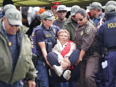 SLIDESHOW: 2019 — The Year In Photographs