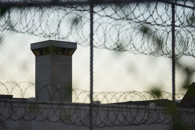Don’t Water Down Law Helping Inmates Reenter Society