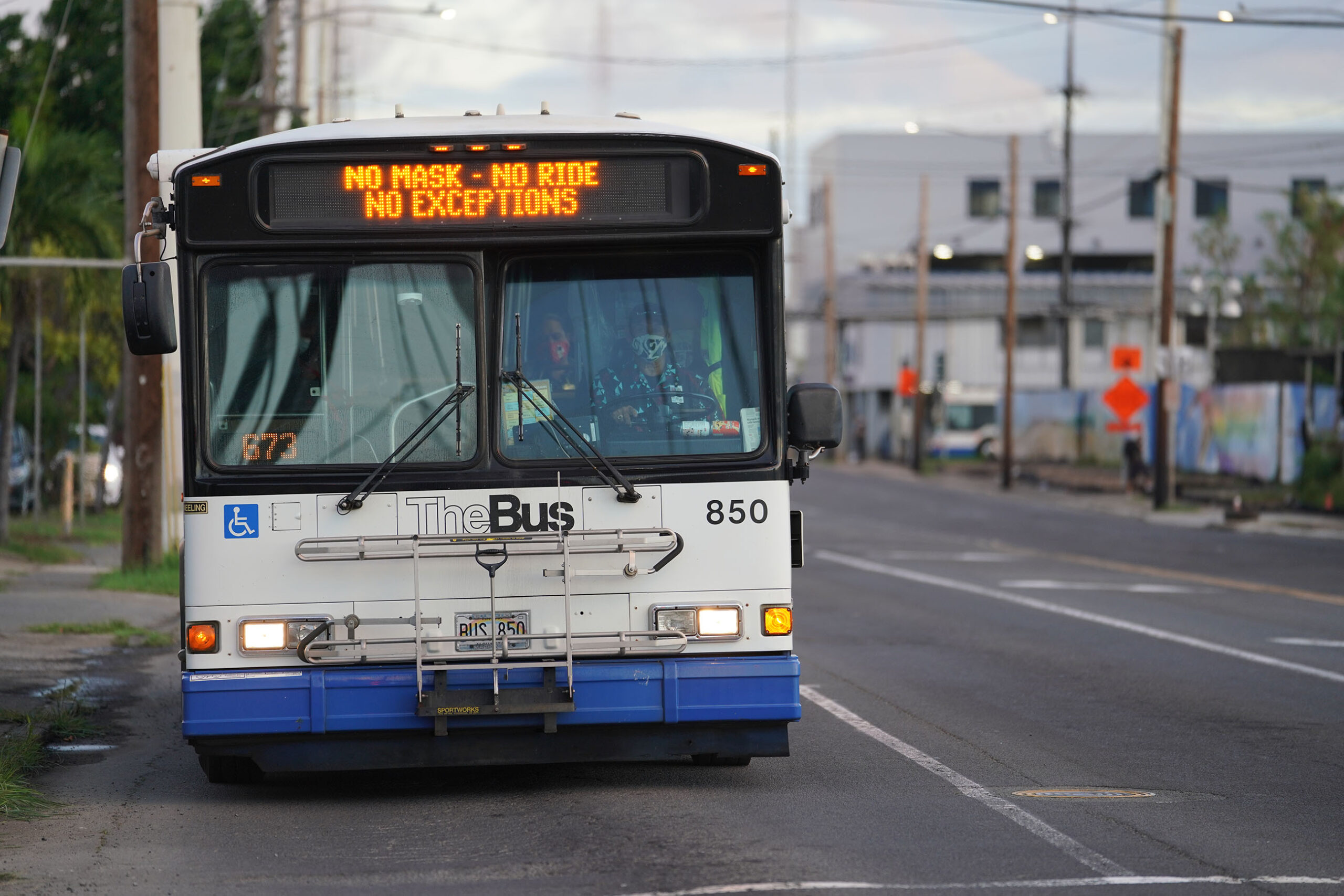 TSA Extends Mask Mandate For Public Transportation Through Early May ...