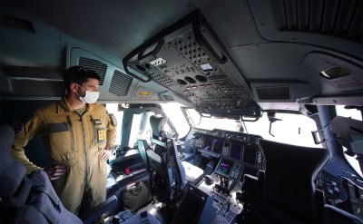SLIDESHOW: French Warplanes Train in Honolulu