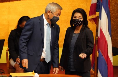 Legislature Overrides Ige’s Objections, Defunds Tourism Authority