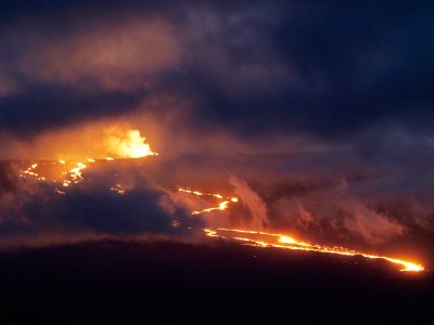 The Big Island Is Bracing For Mauna Loa’s Lava Possibly Closing Saddle Road