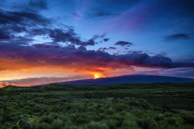 Denby Fawcett: Mauna Loa Is A Beacon For Explorers Even Without Lava Flows