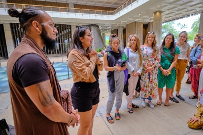 Hawaii Lawmaker Quietly Kills Bill To Allow Unlicensed Midwives To Continue Practicing