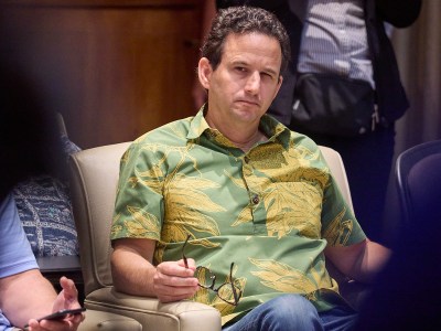 Schatz: Government Shutdown Shouldn’t Stop Maui Recovery Efforts