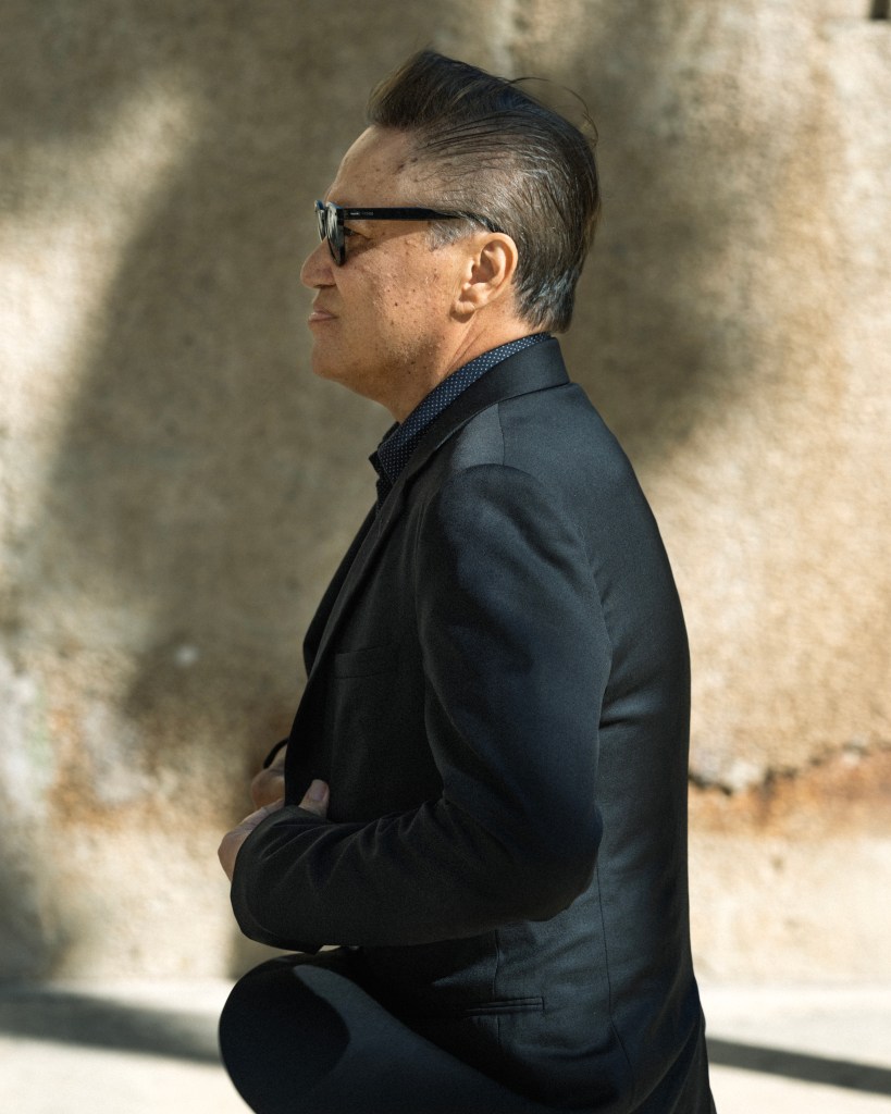 Milton Choy walking into the U.S. District Courthouse.