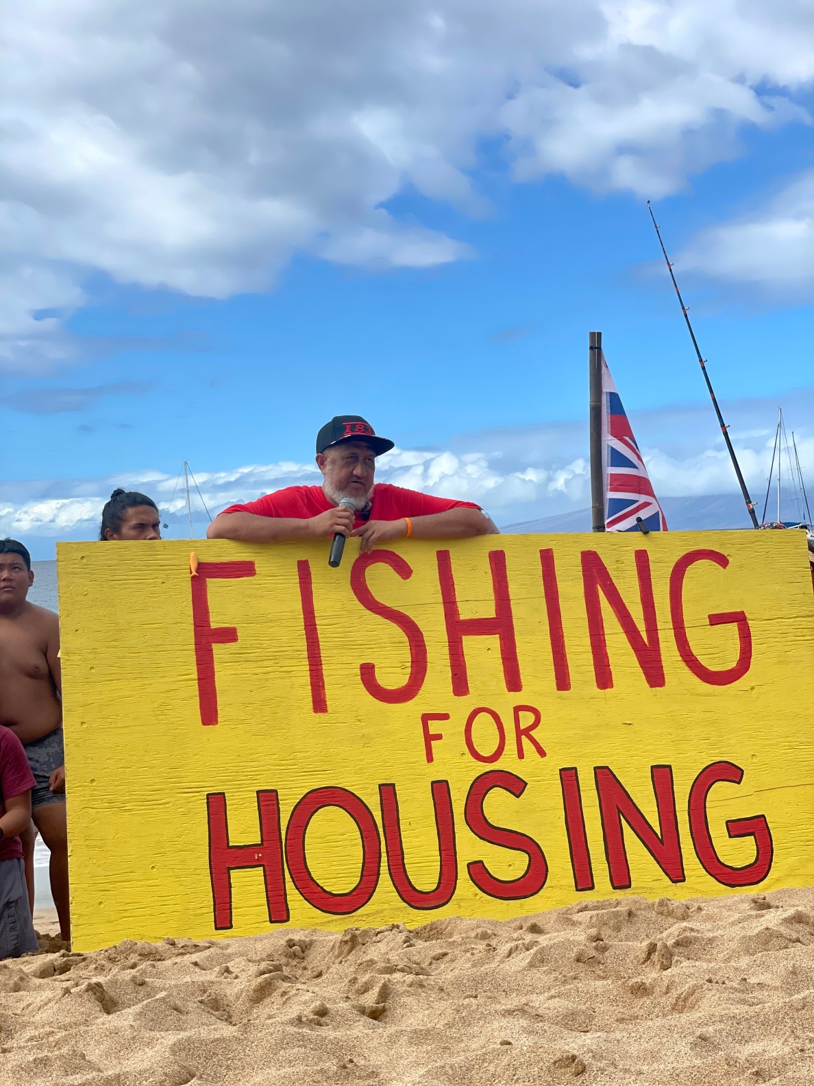 Displaced Lahaina Residents Rally For 'Dignified Housing' - Honolulu ...