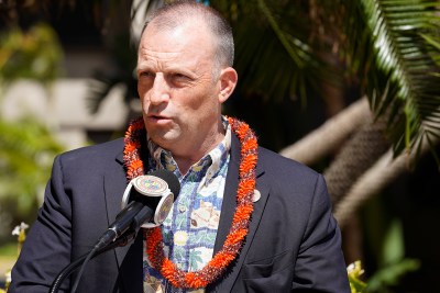 Gov. Green Won’t Appoint Leeward Coast Senator Before Primary Election