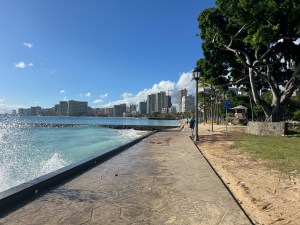 Fixed It! This Popular Waikīkī Promenade Is Finally Open Again