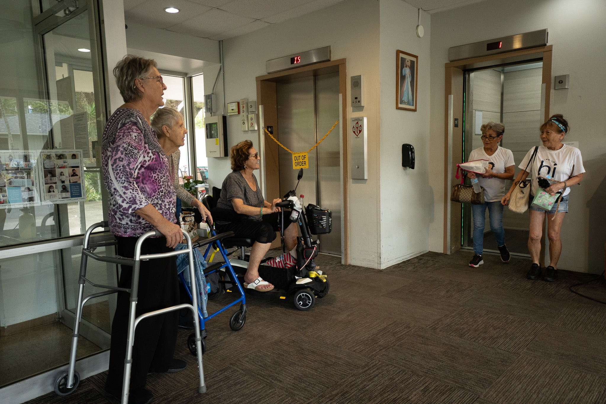 Kūpuna Wait On Fix For Broken Elevator At Liliha Apartments